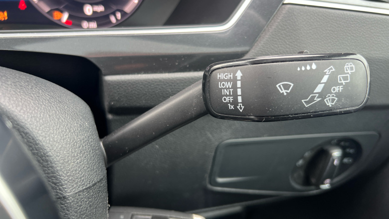 Volkswagen Tiguan 2.0 TDi 150 4Motion R-Line 5dr DSG Diesel Estate